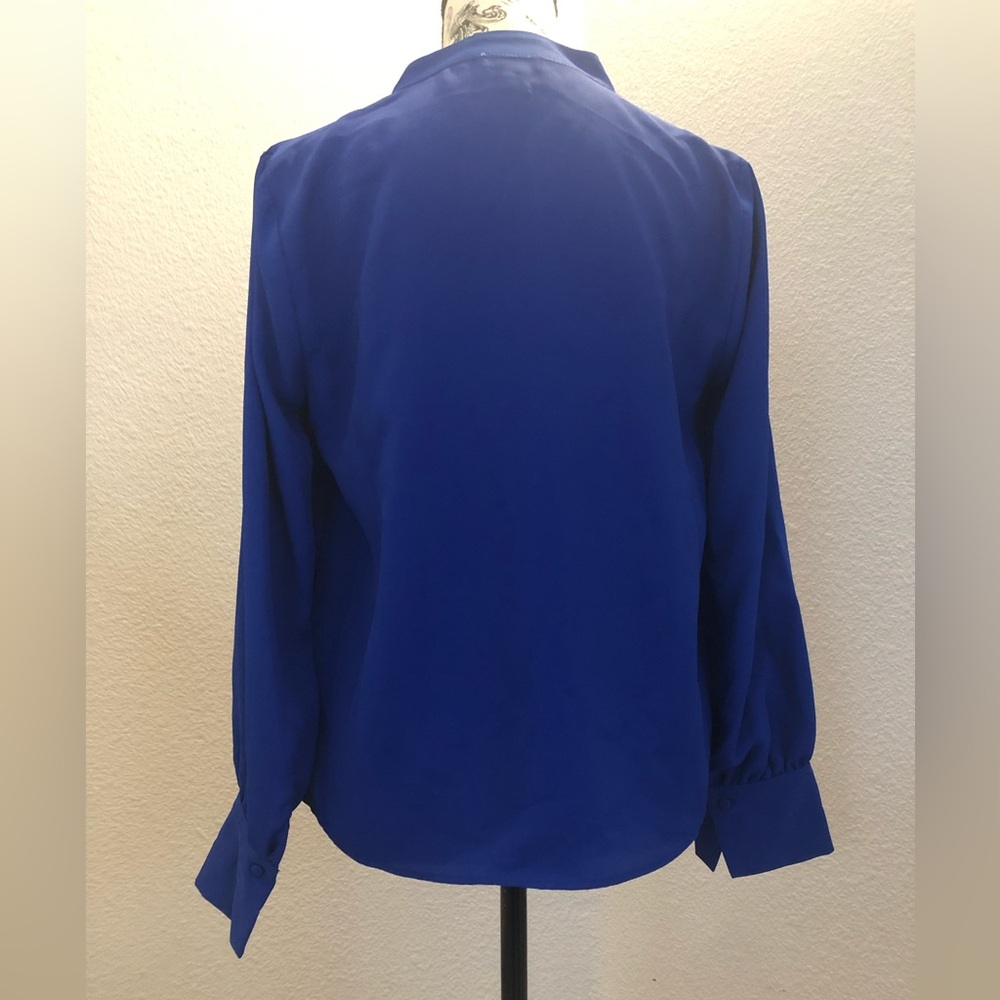 Vince Camuto Sapphire Blue Top S - Picture 2 of 7